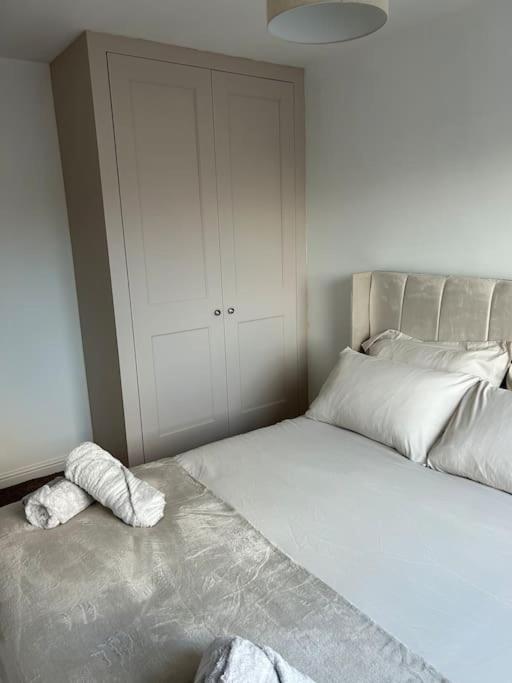 Fresh, Fully Equipped Modern House Can Sleep 5 Kiveton Park Exterior foto