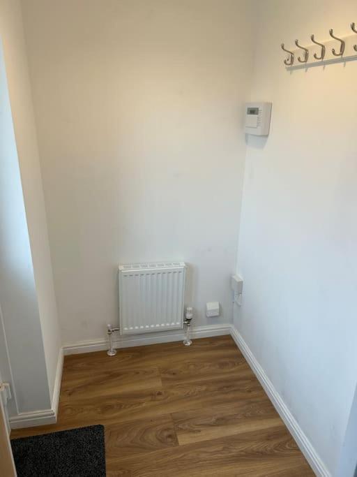 Fresh, Fully Equipped Modern House Can Sleep 5 Kiveton Park Exterior foto